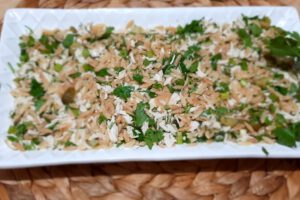 TAVUKLU ARPA ŞEHRİYE SALATASI